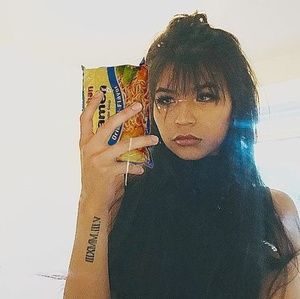 Meet your Posher, Alyshia